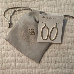 Kendra Scott Elle Gold Drop Earrings